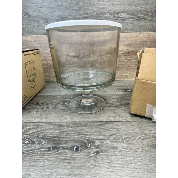 Pampered Chef Trifle Bowl #2832 Glass Bowl & Stand With Plastic Lid with box - Picture 6 of 13